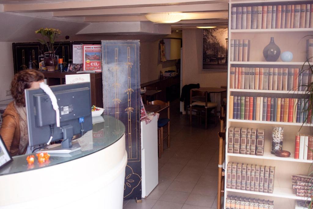 Hostel The Veteran Amsterdam Luaran gambar